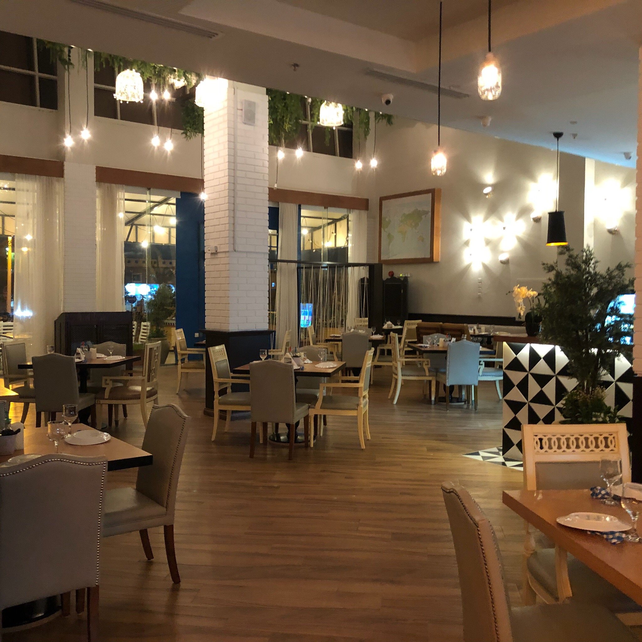 Dokos Lounge restaurant in Riyadh | KSARestaurant - discover new ...