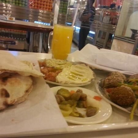 Mama Noura - King Abdullah Rd... restaurant in Riyadh | KSARestaurant